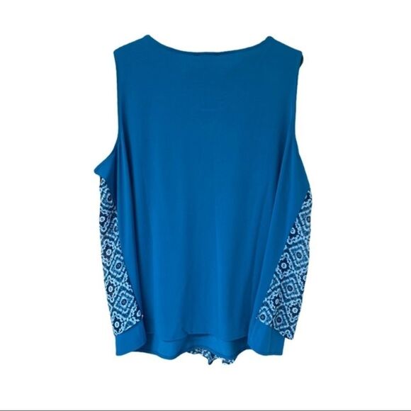 PRICE FIRM! $30 Lane  Bryant FLORAL Tank TOP. - Picture 3 of 5